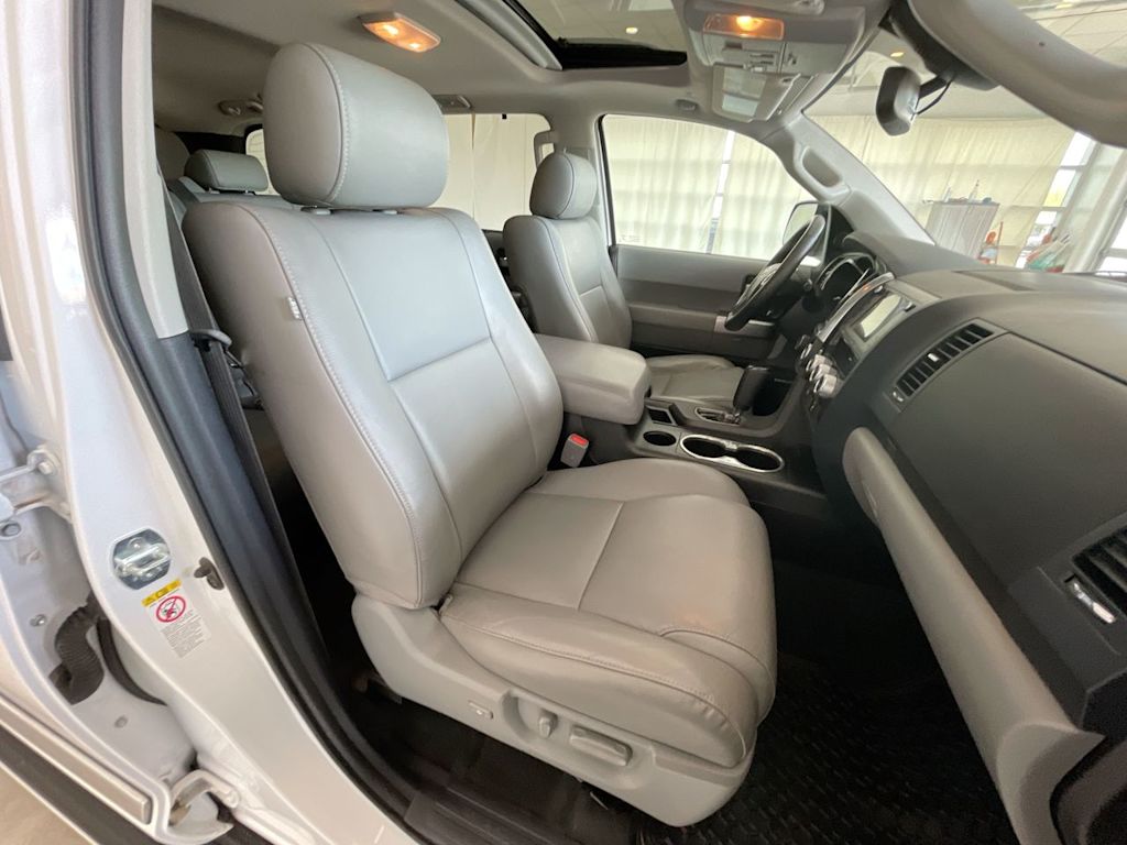 Thumbnail: 2021 Toyota Sequoia - 11
