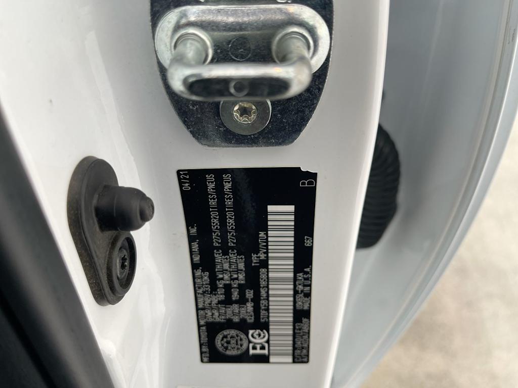 Thumbnail: 2021 Toyota Sequoia - 28