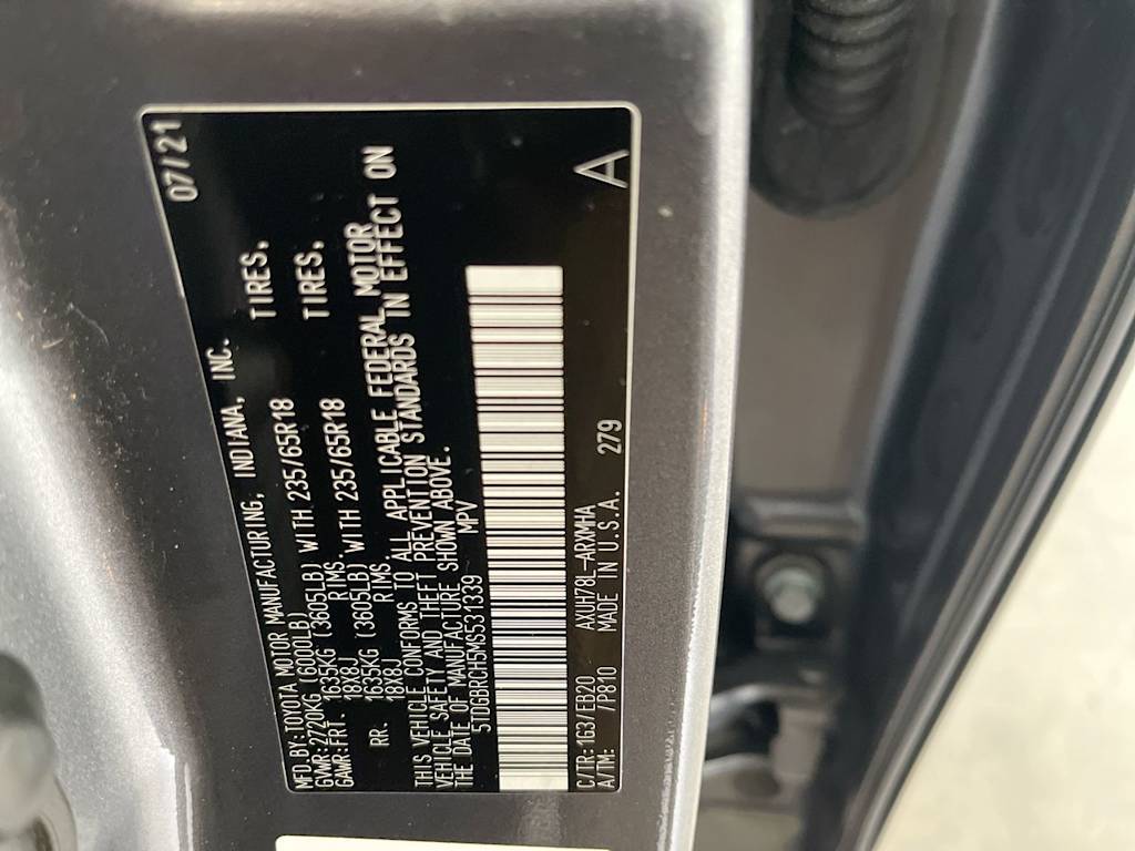 Thumbnail: 2021 Toyota Highlander - 17