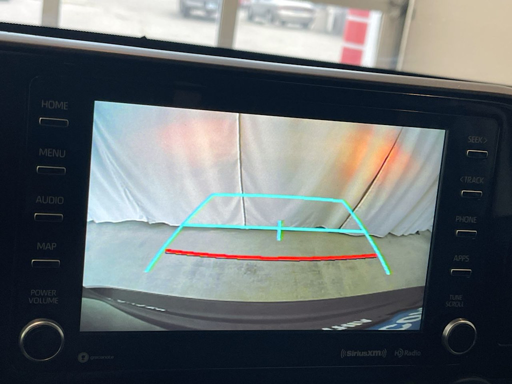 Thumbnail: 2021 Toyota Highlander - 24