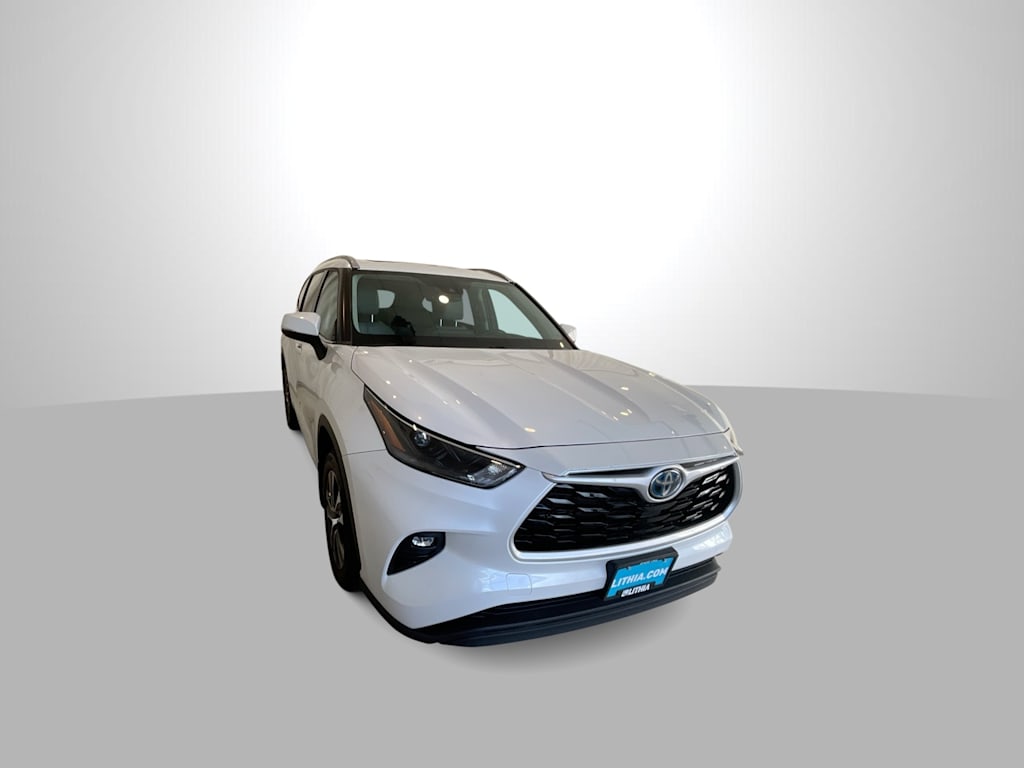 Thumbnail: 2022 Toyota Highlander - 7