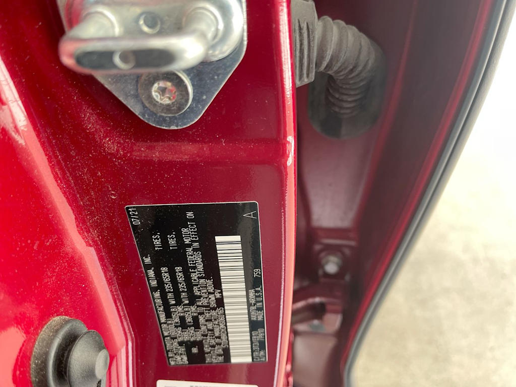 Thumbnail: 2021 Toyota Highlander - 18