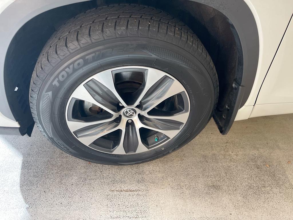 Thumbnail: 2020 Toyota Highlander - 7