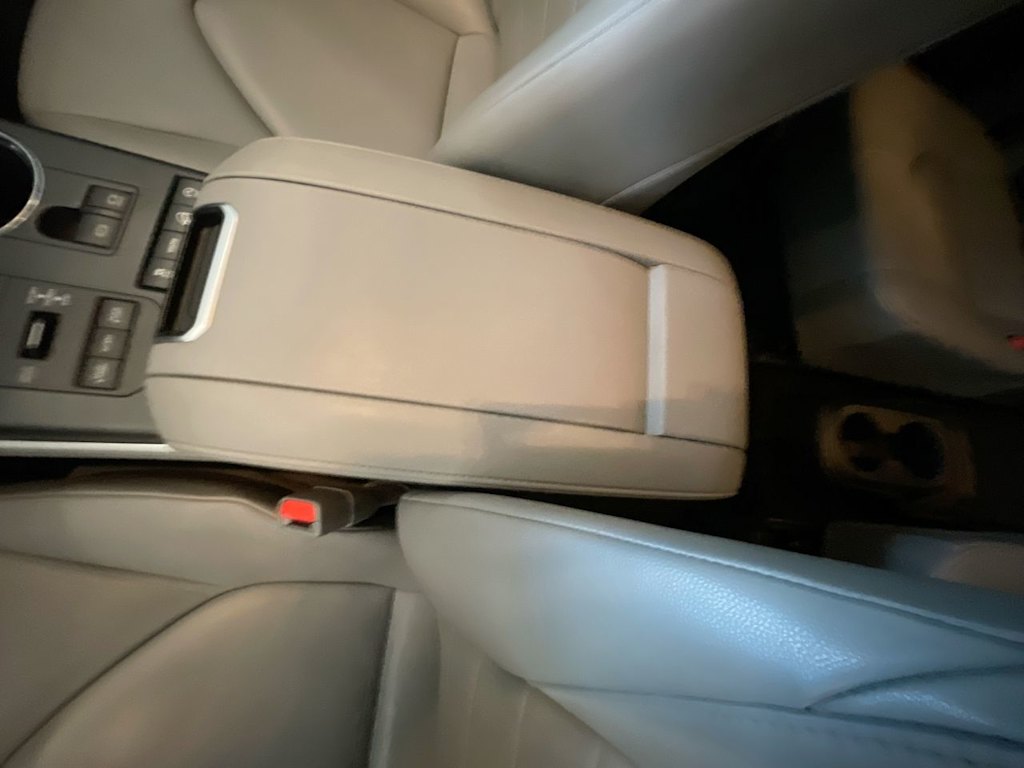 Thumbnail: 2020 Toyota Highlander - 26