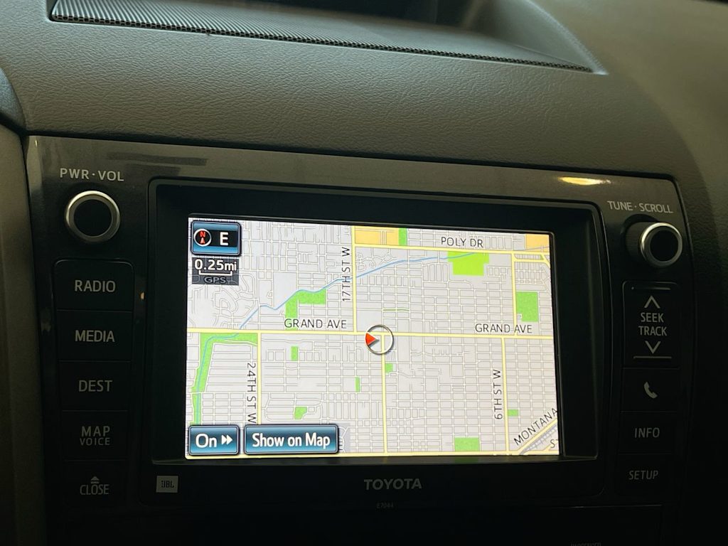 Thumbnail: 2013 Toyota Sequoia - 24