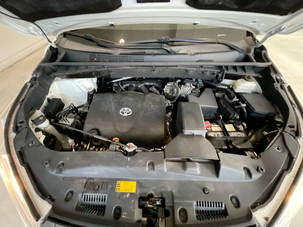 Thumbnail: 2018 Toyota Highlander - 8