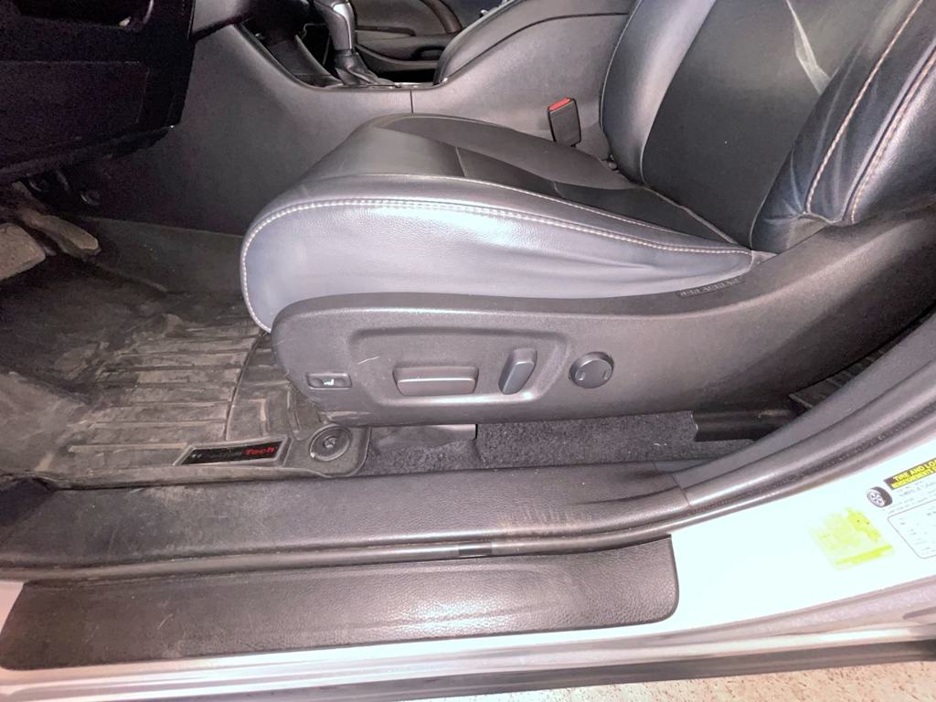 Thumbnail: 2019 Toyota Highlander - 22