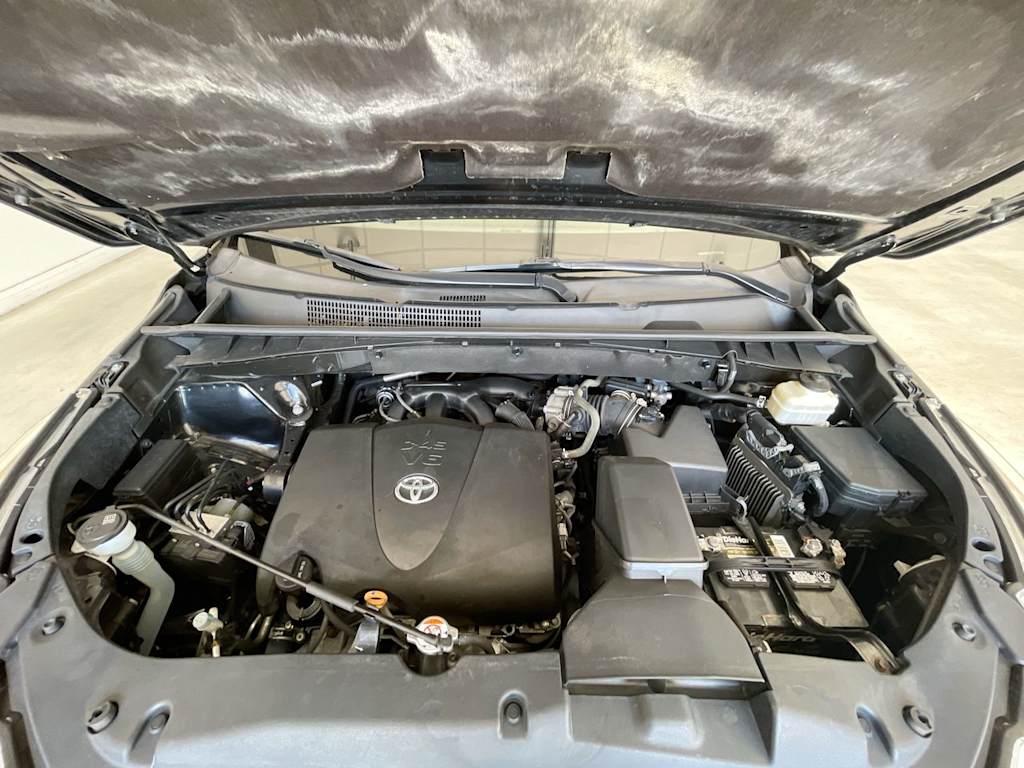 Thumbnail: 2018 Toyota Highlander - 9