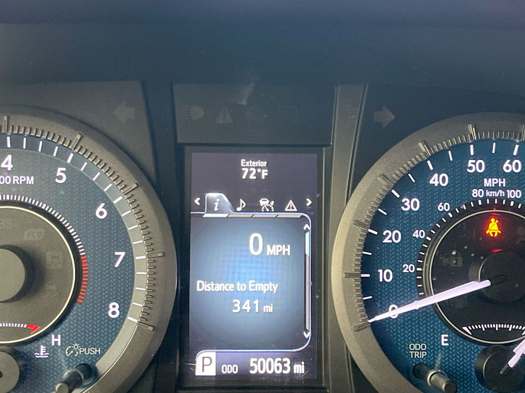 Thumbnail: 2020 Toyota Sienna - 14