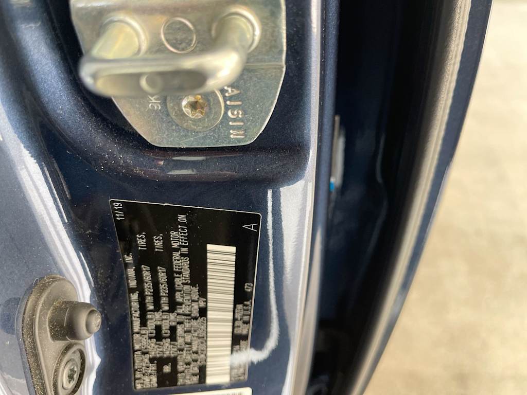 Thumbnail: 2020 Toyota Sienna - 17