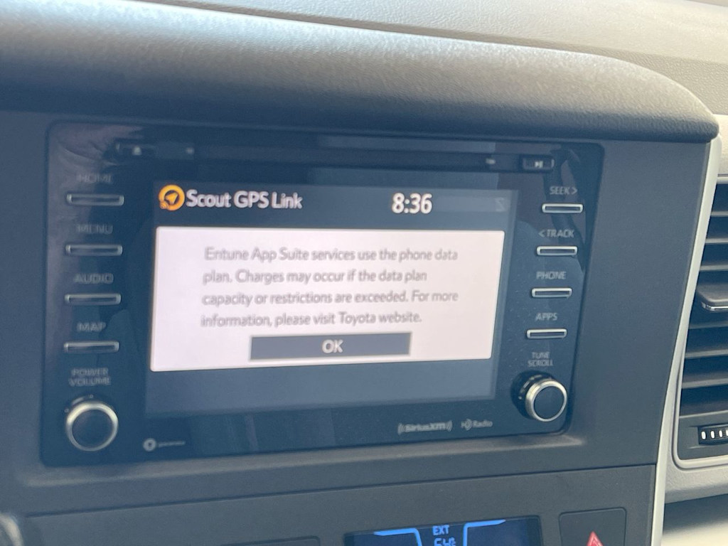 Thumbnail: 2020 Toyota Sienna - 25