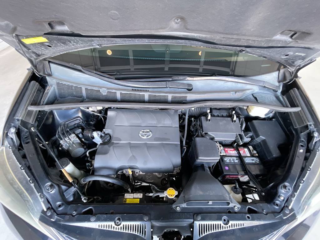 Thumbnail: 2015 Toyota Sienna - 7