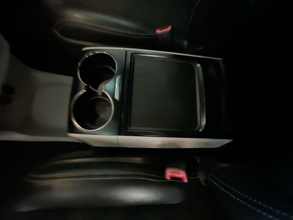 Thumbnail: 2012 Toyota Sienna - 26