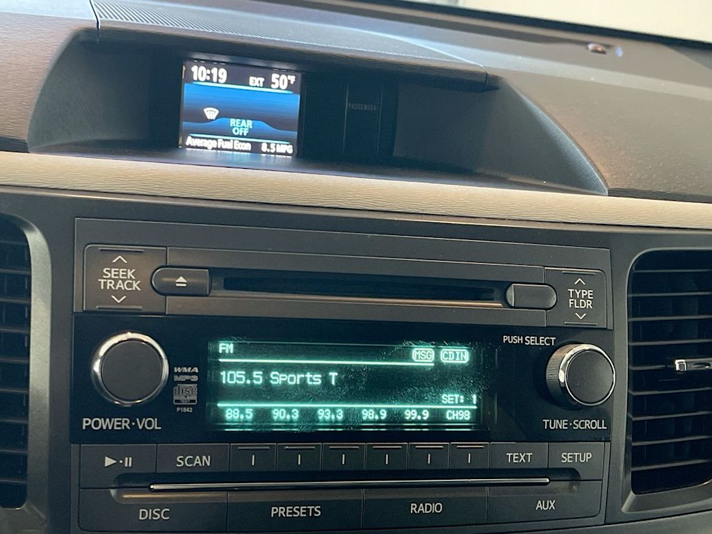 Thumbnail: 2012 Toyota Sienna - 12