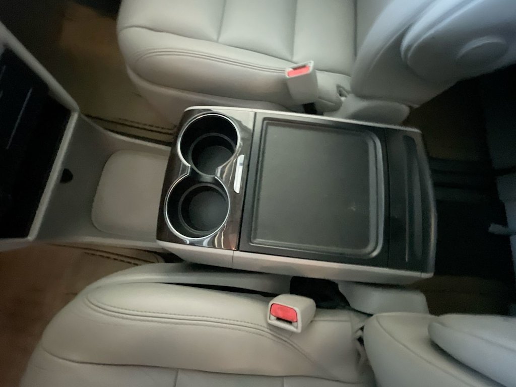 Thumbnail: 2019 Toyota Sienna - 12