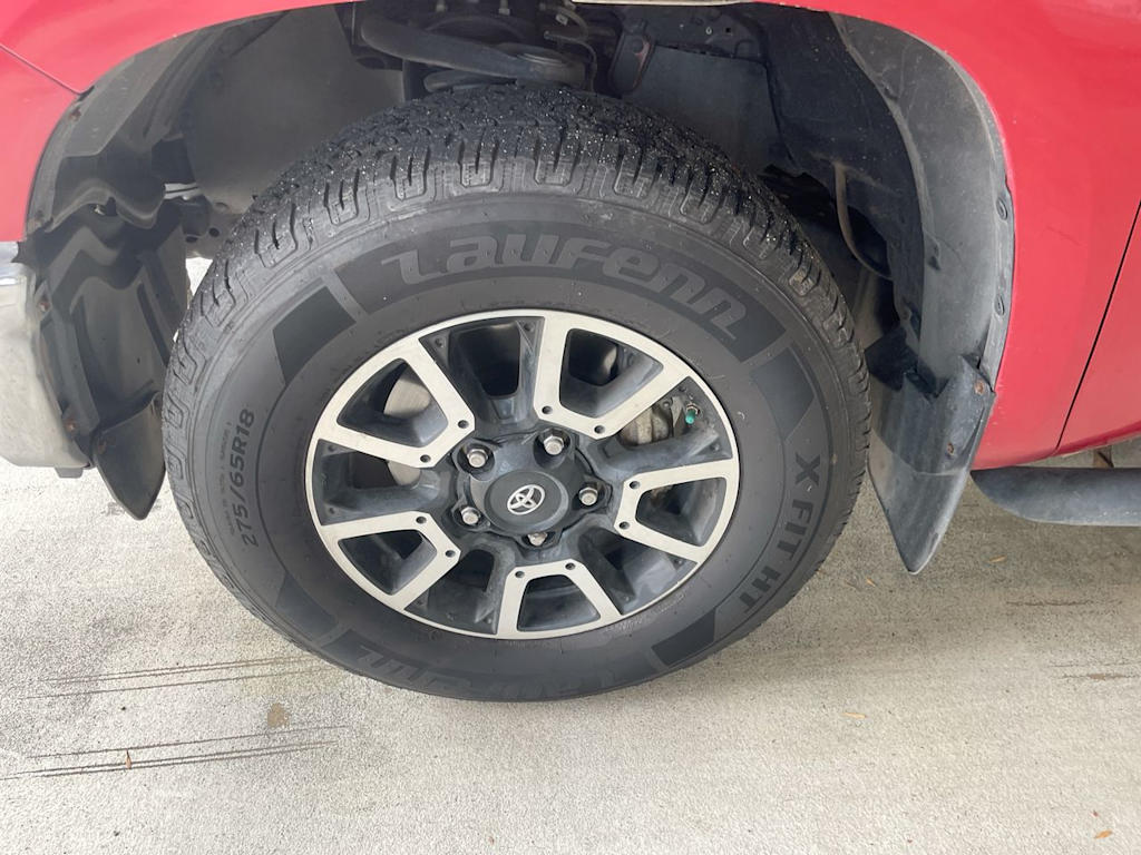 Thumbnail: 2019 Toyota Tundra - 6