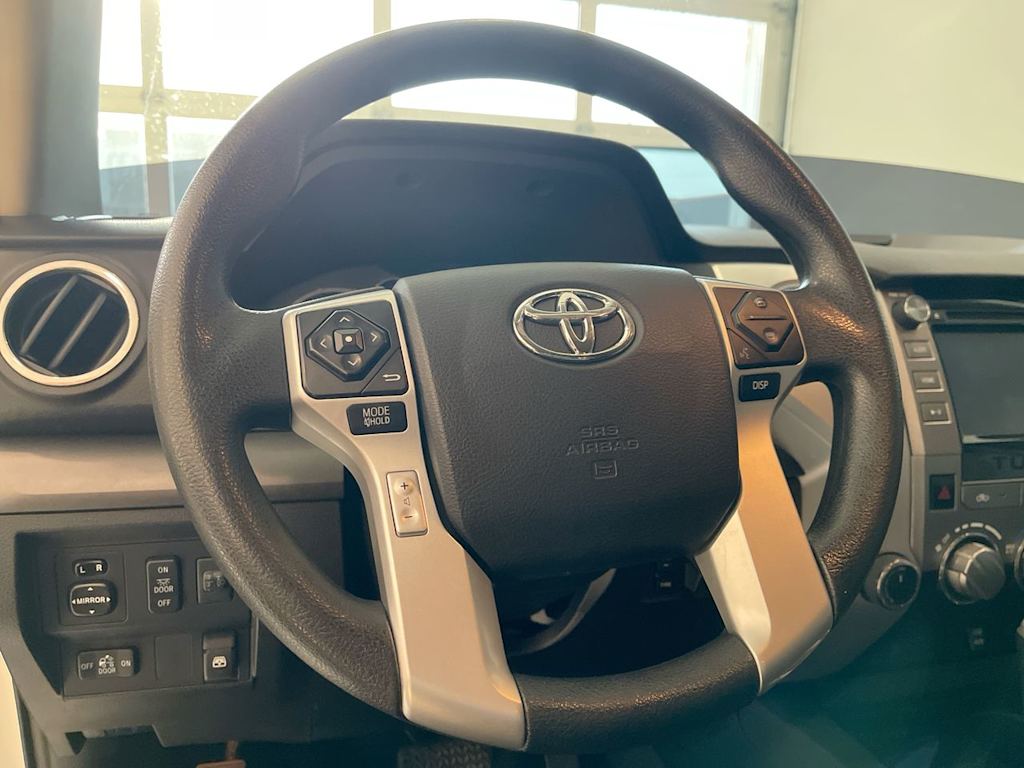 Thumbnail: 2016 Toyota Tundra - 2
