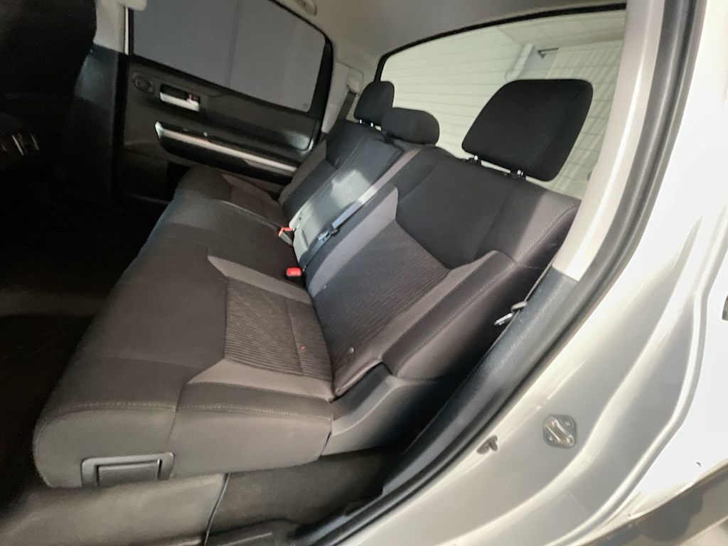 Thumbnail: 2016 Toyota Tundra - 11