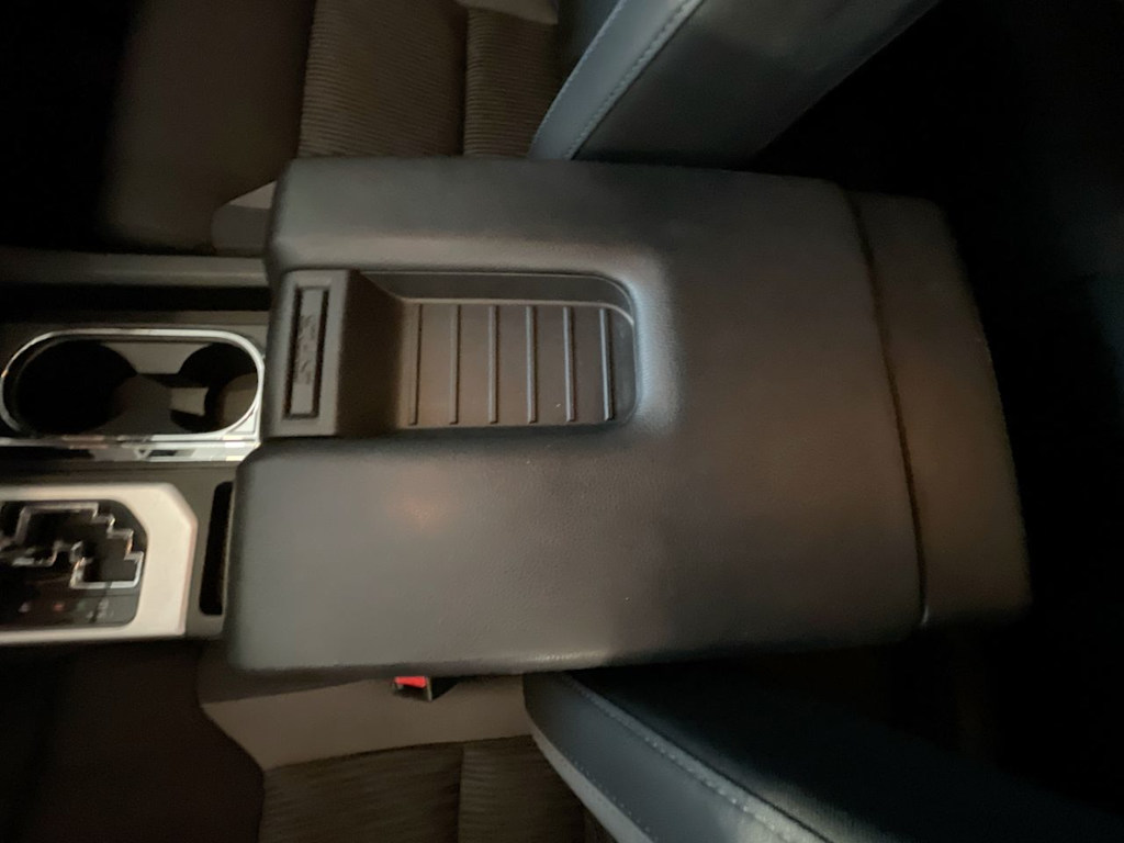 Thumbnail: 2016 Toyota Tundra - 26