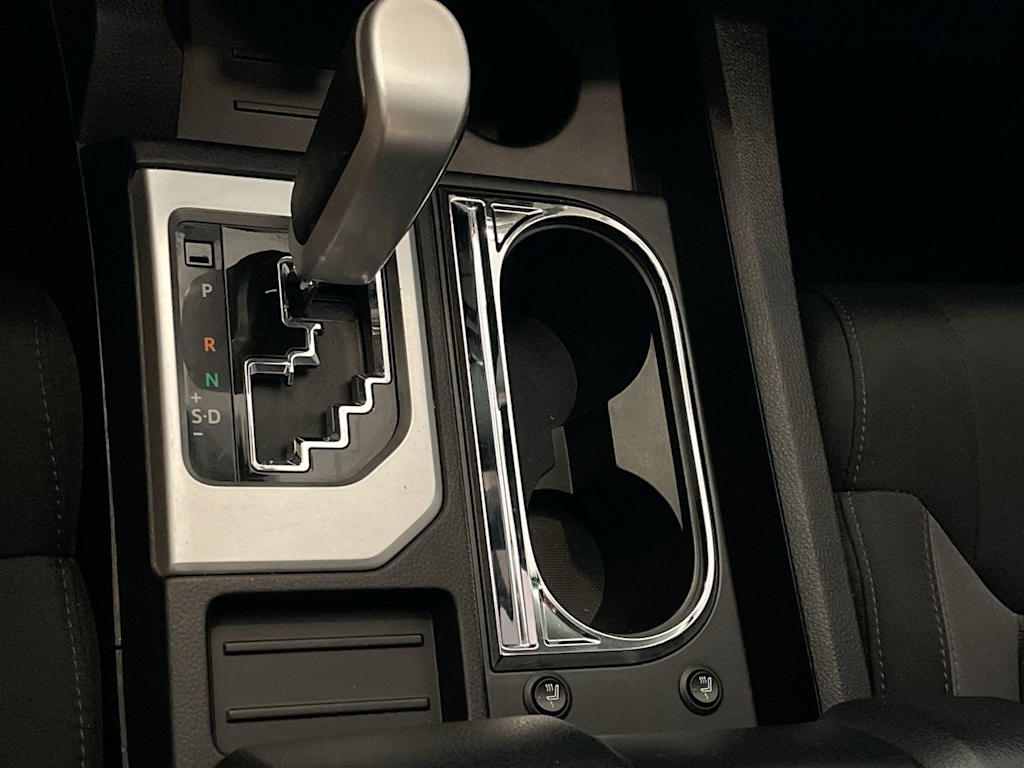 Thumbnail: 2016 Toyota Tundra - 13