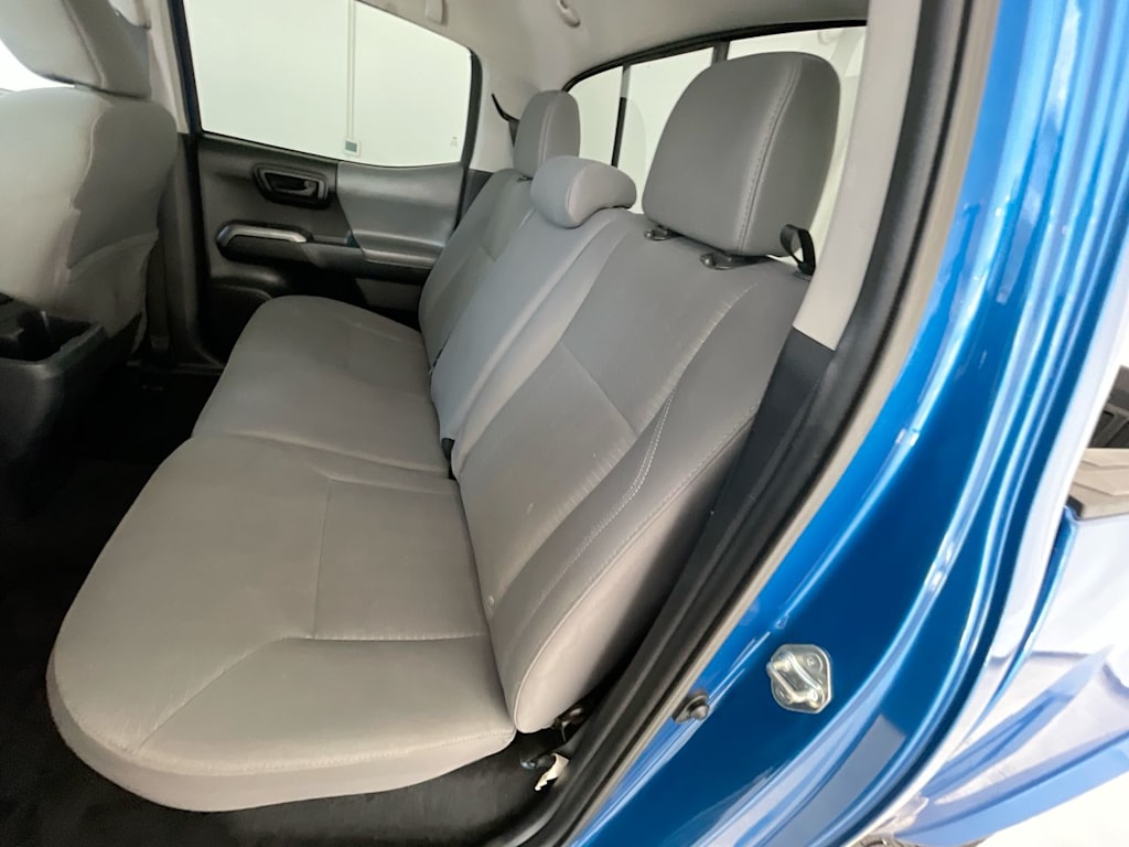 2018 Toyota Tacoma SR5 11