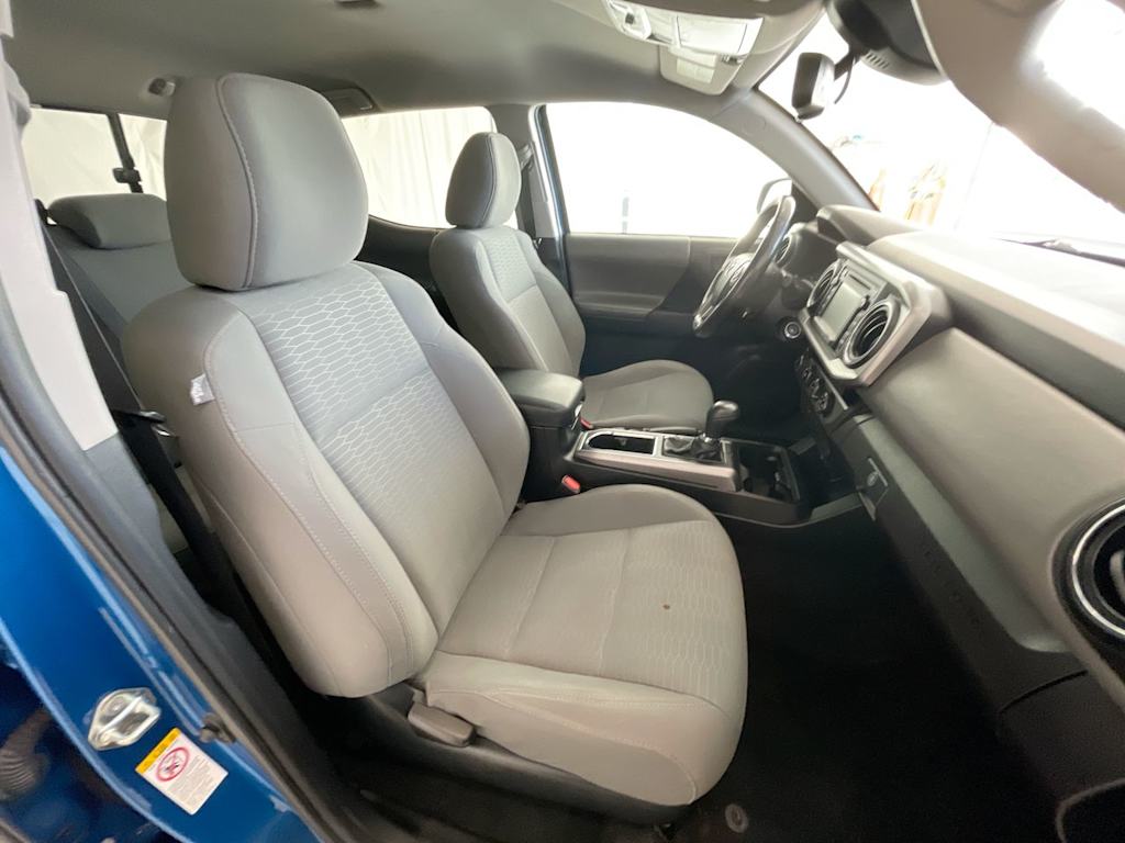 2018 Toyota Tacoma SR5 10