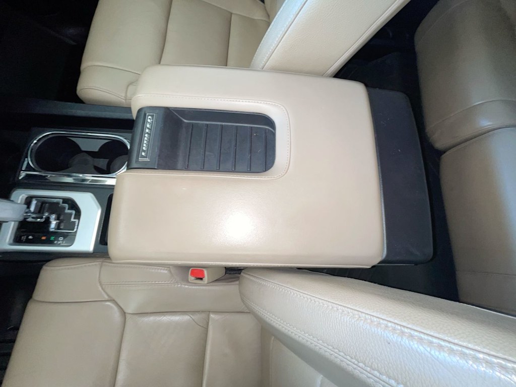 Thumbnail: 2015 Toyota Tundra - 27
