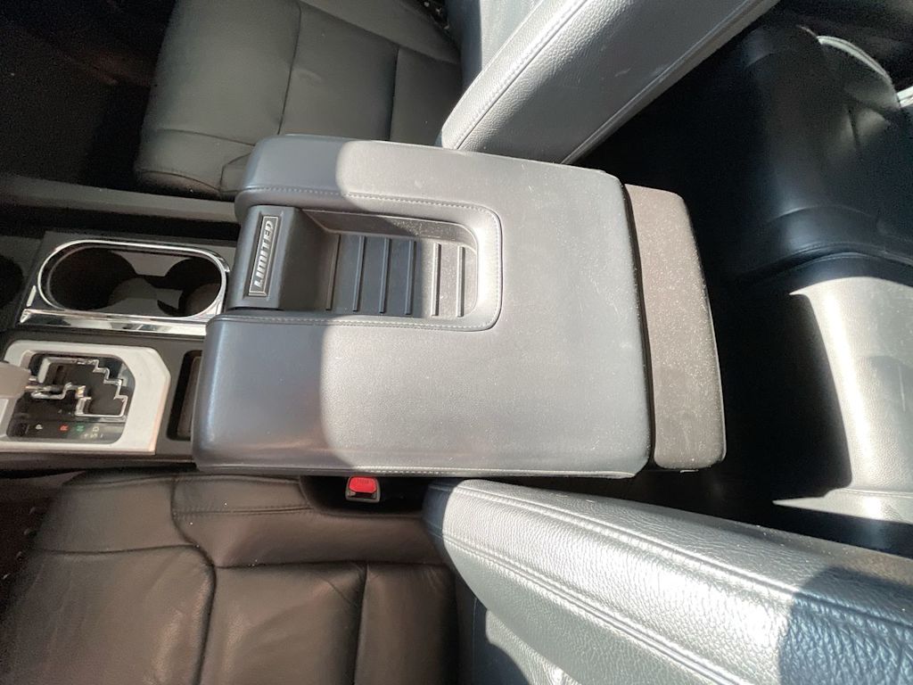 Thumbnail: 2015 Toyota Tundra - 27