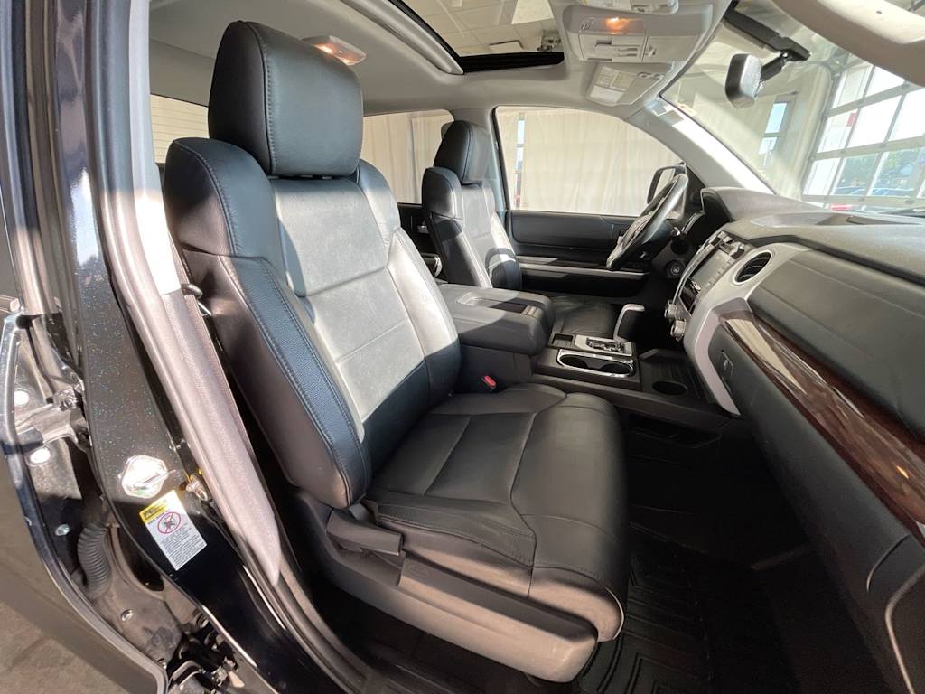 Thumbnail: 2015 Toyota Tundra - 11