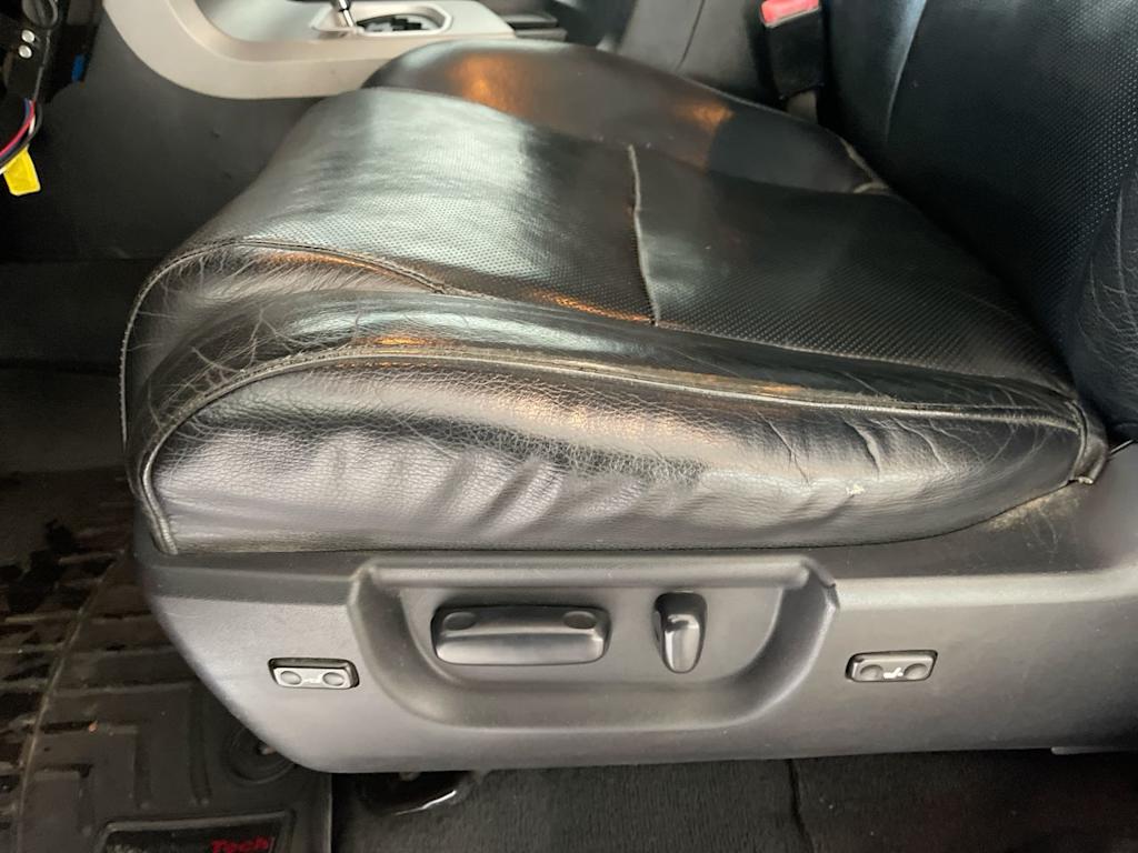 Thumbnail: 2013 Toyota Tundra - 22