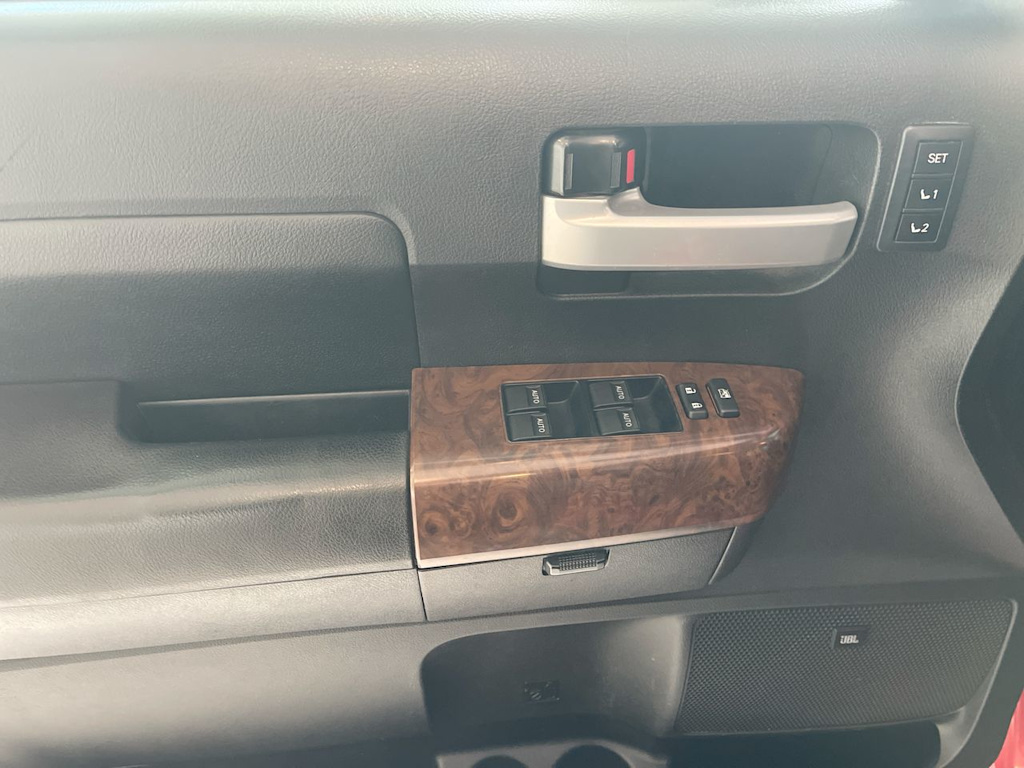 Thumbnail: 2013 Toyota Tundra - 23