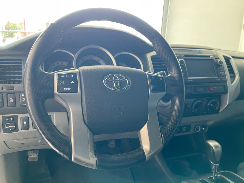 Thumbnail: 2013 Toyota Tacoma - 2
