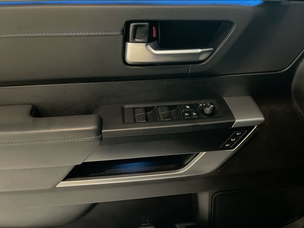 Thumbnail: 2023 Toyota Tundra - 21