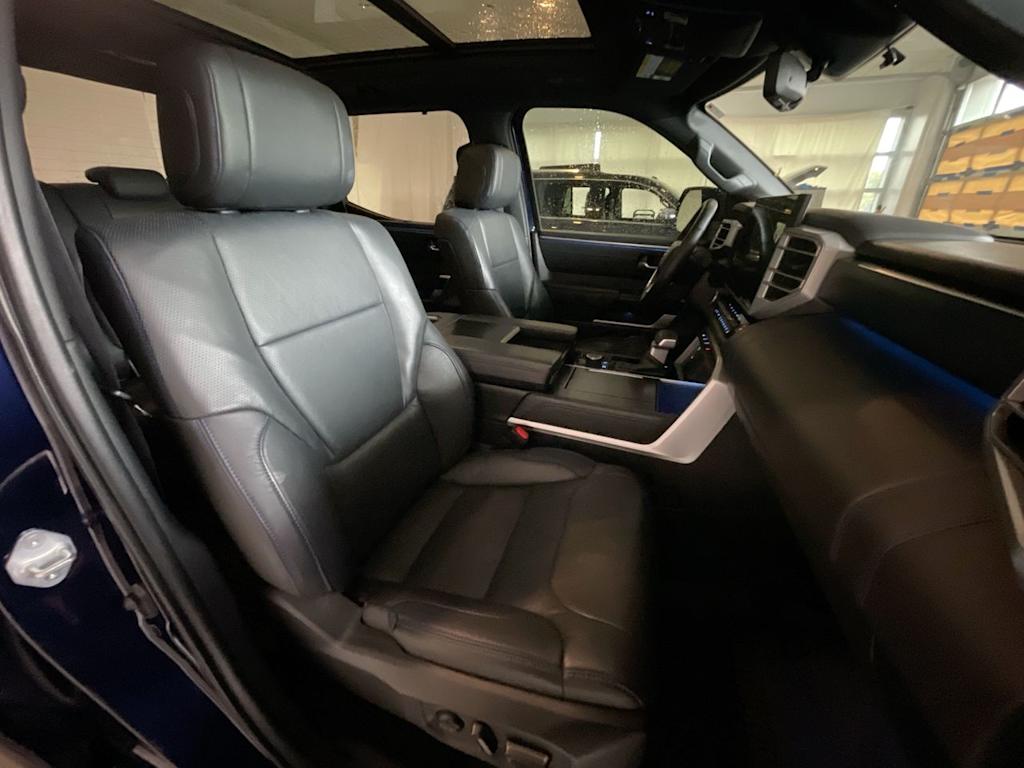 Thumbnail: 2023 Toyota Tundra - 9