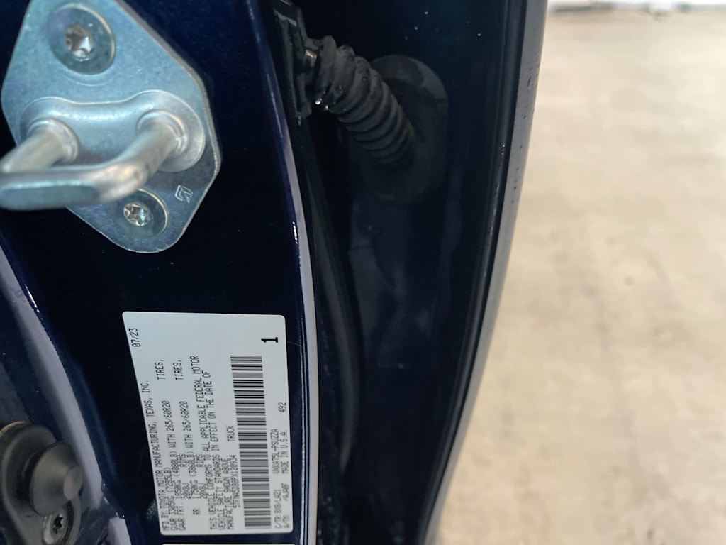 Thumbnail: 2023 Toyota Tundra - 27