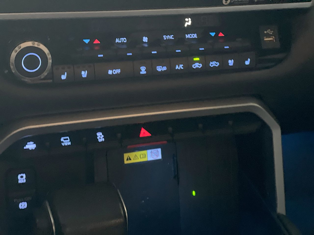 Thumbnail: 2023 Toyota Tundra - 25