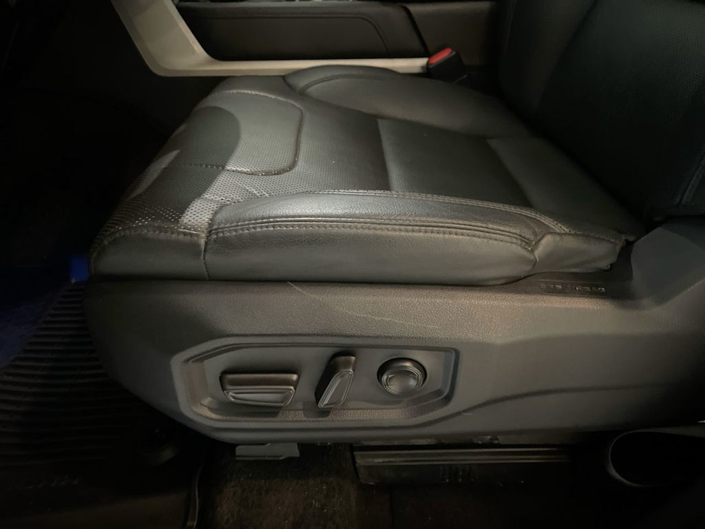 Thumbnail: 2024 Toyota Tundra - 21