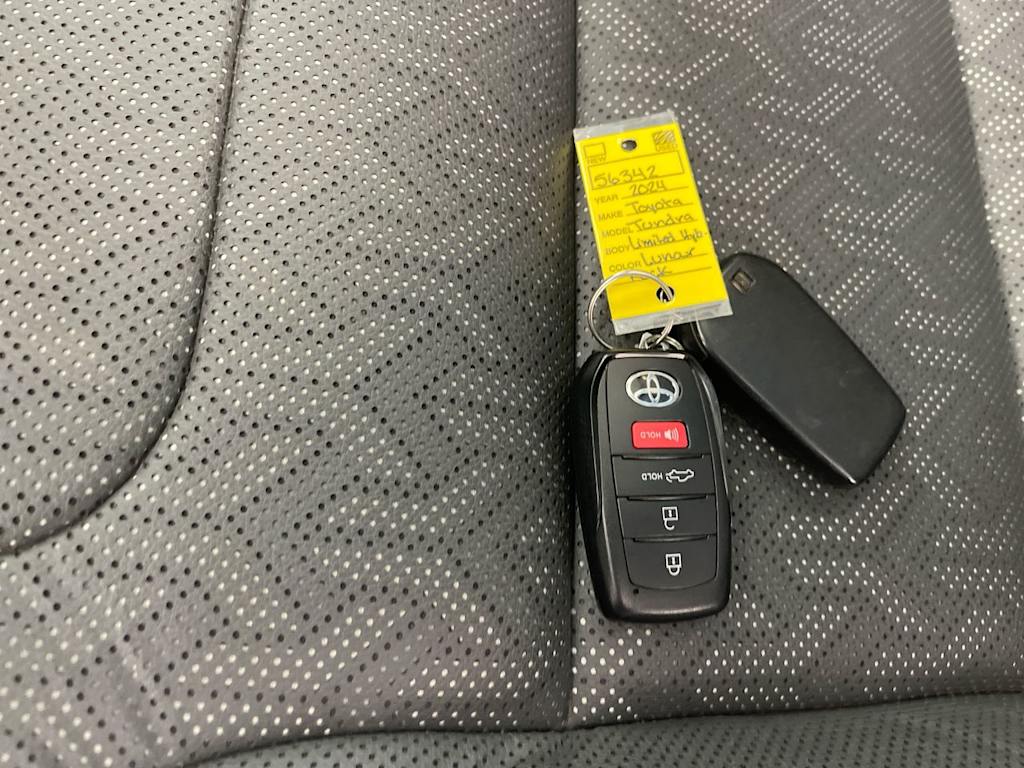 Thumbnail: 2024 Toyota Tundra - 16