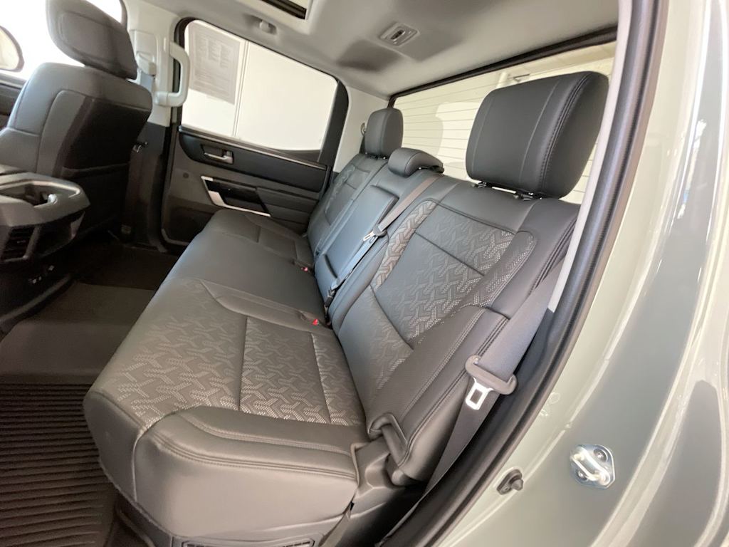 Thumbnail: 2024 Toyota Tundra - 11