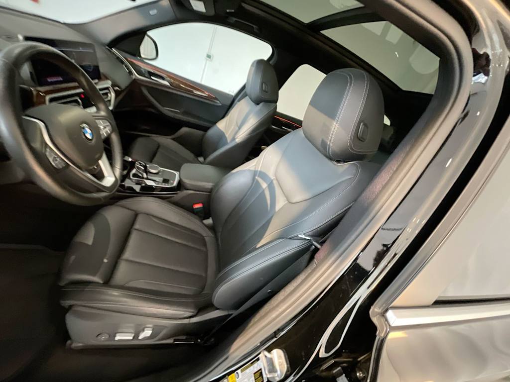 Thumbnail: 2022 BMW X3 - 8