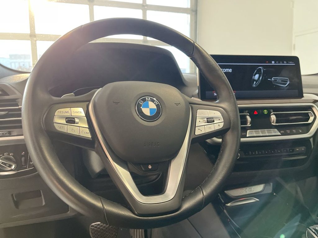 Thumbnail: 2022 BMW X3 - 2