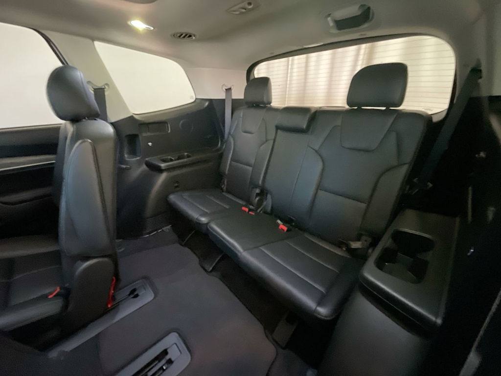 Thumbnail: 2022 Kia Telluride - 28