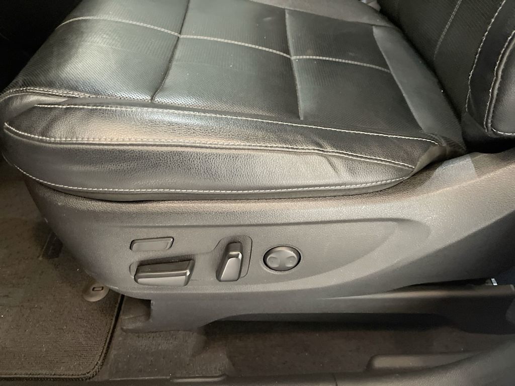 Thumbnail: 2022 Kia Telluride - 21