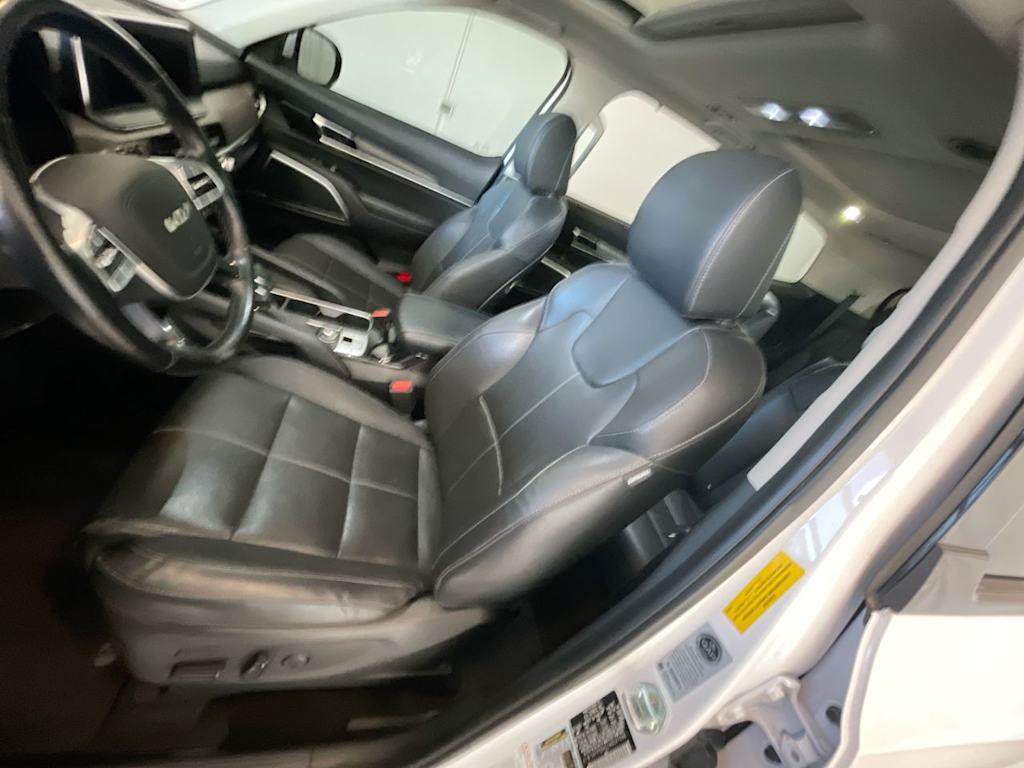 Thumbnail: 2022 Kia Telluride - 9