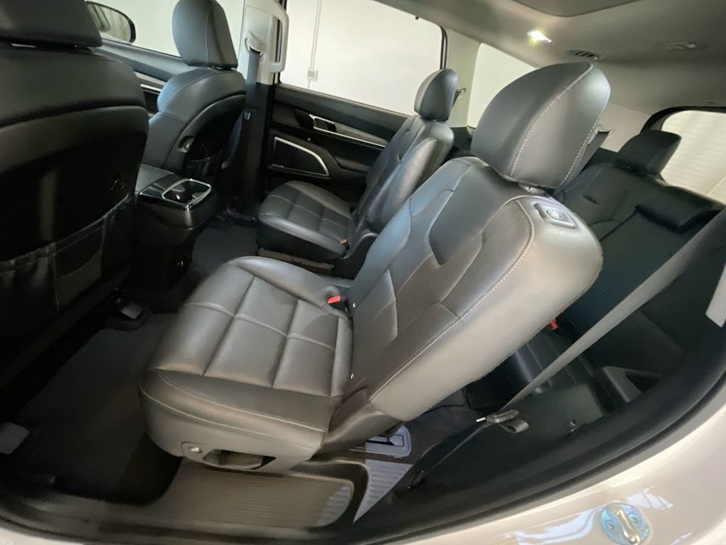 Thumbnail: 2022 Kia Telluride - 11