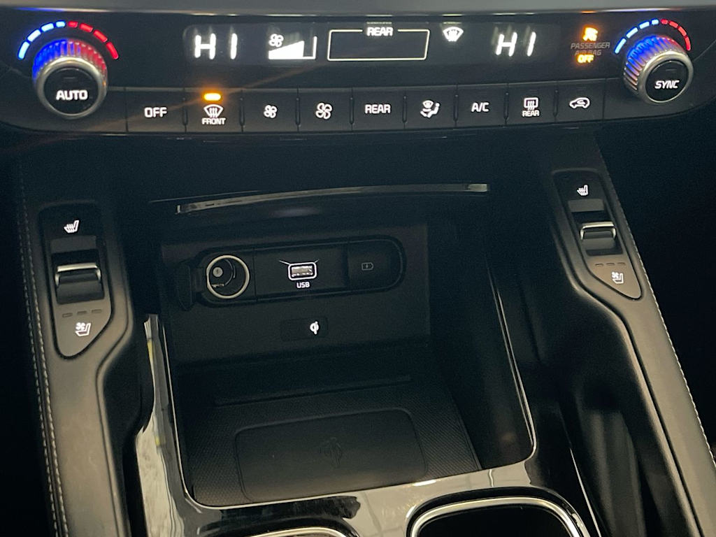 Thumbnail: 2022 Kia Telluride - 25