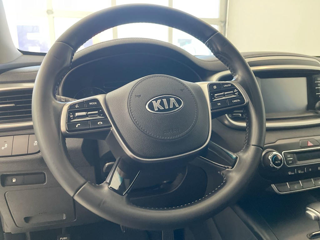 Thumbnail: 2020 Kia Sorento - 2