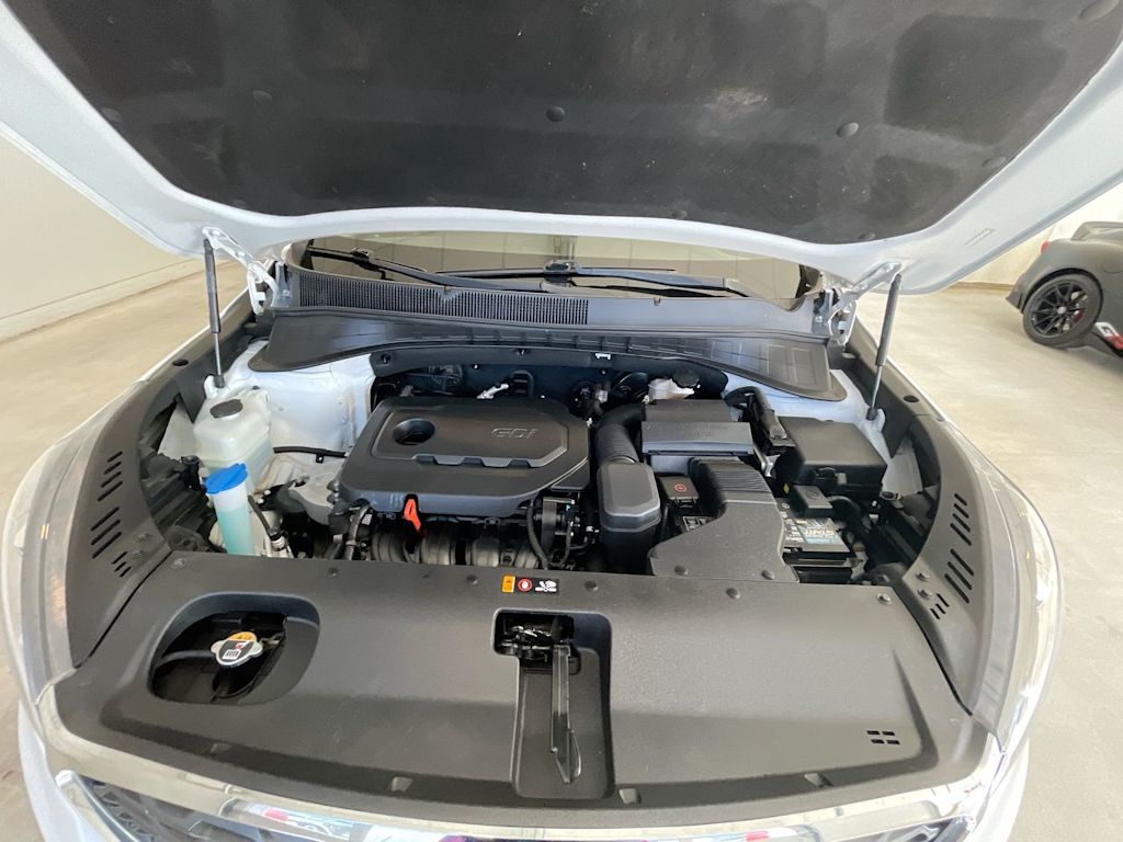 Thumbnail: 2020 Kia Sorento - 8