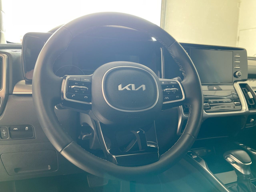 Thumbnail: 2023 Kia Sorento - 2