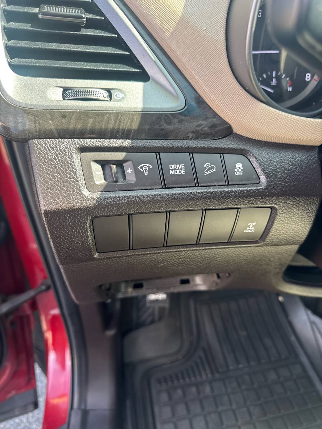 2017 Hyundai Santa Fe Sport 2.0T 27